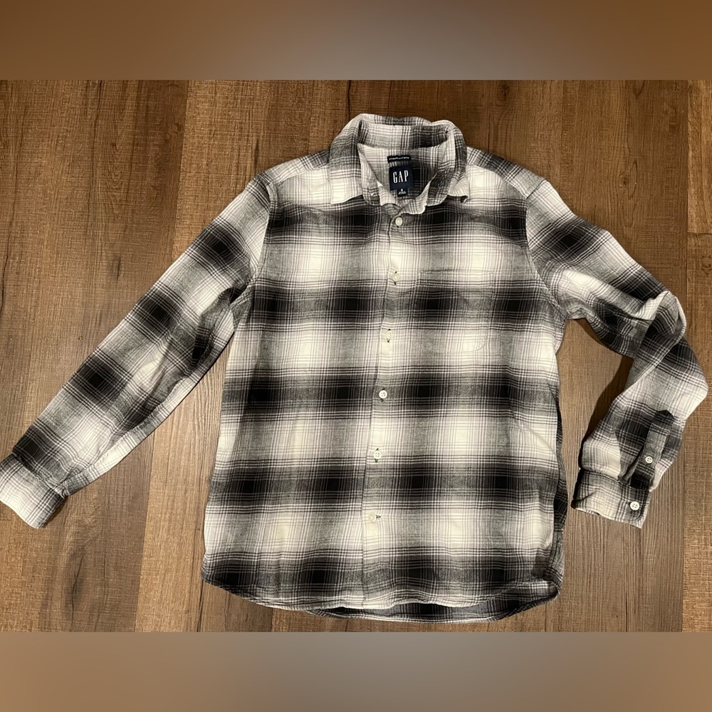 Gap Mens Standard Fit Stretch Grey Plaid Button Up Flannel Sweater, Size Small